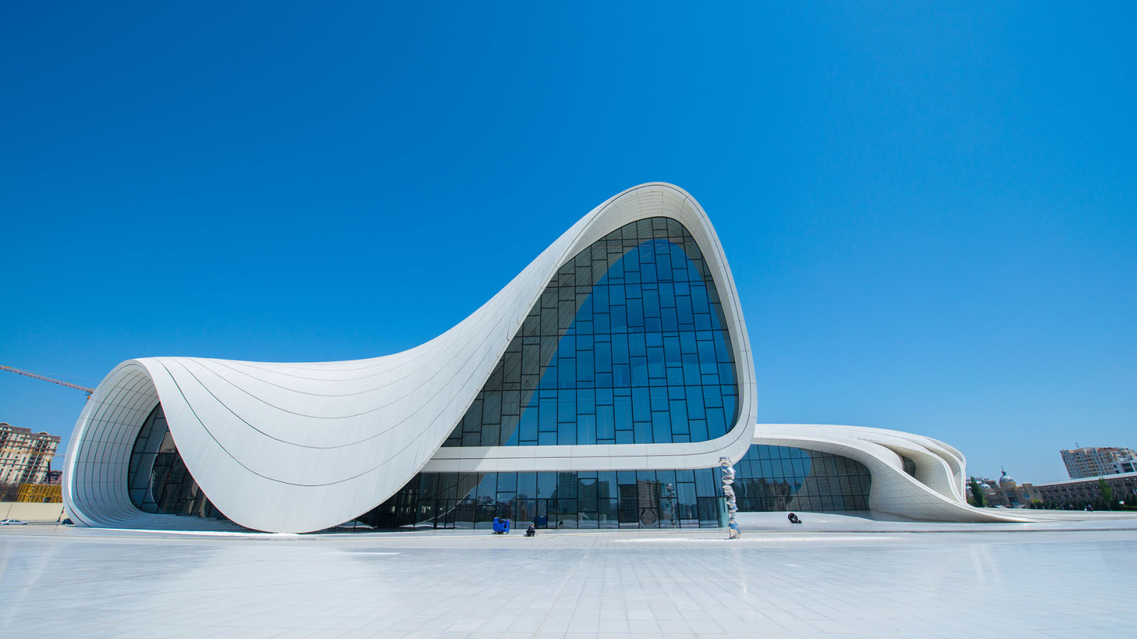 Heydar Aliyev Center exterior showing fluid, curving white surfaces.
