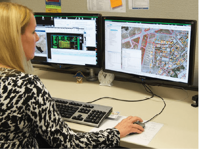 professional workign on GIS tools