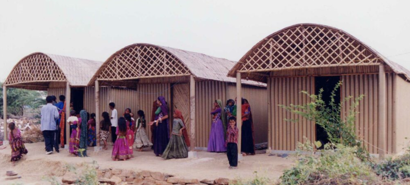 Shigeru Ban's Paper Log Houses (Img Src: Shigeru Ban)