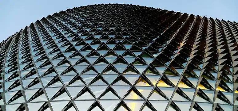 Building façade using high-performance glass with solar control.*