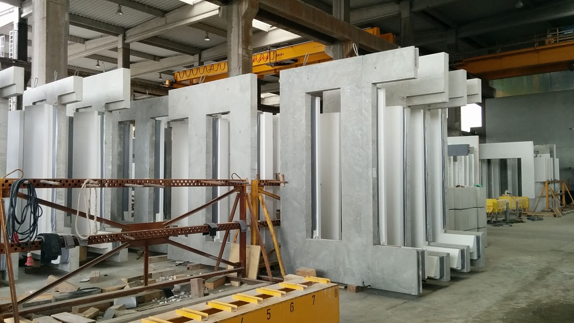 Sandwich Panel in Insulation Wall Panels