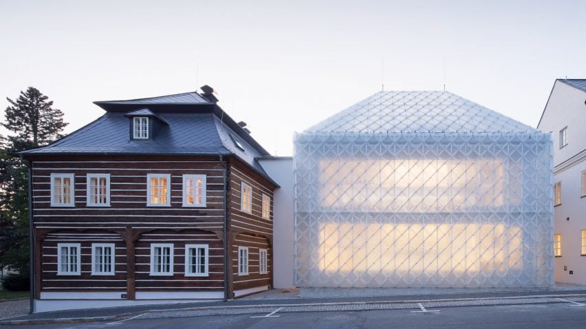Translucent Facade Skin 