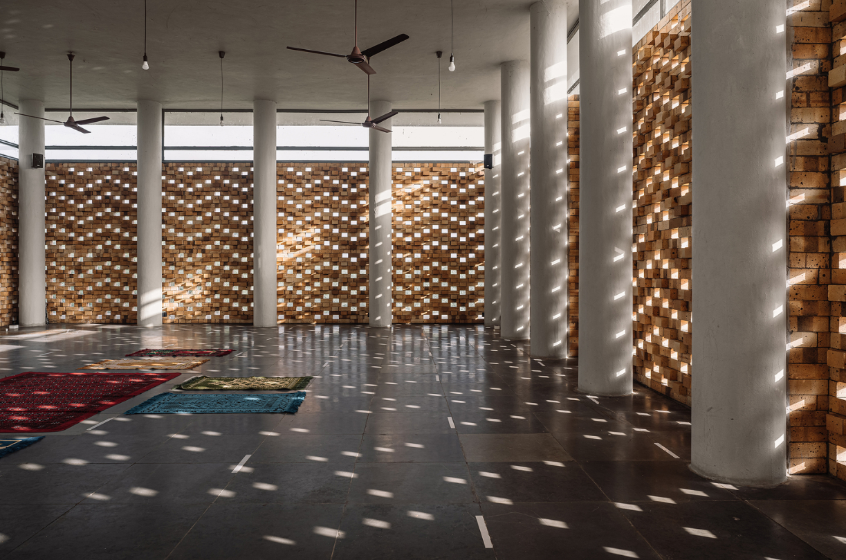 Light Play with Bricks Jali