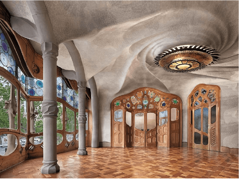 Interiors ceiling inspired by seashell in Casa Batlló ,&nbsp;