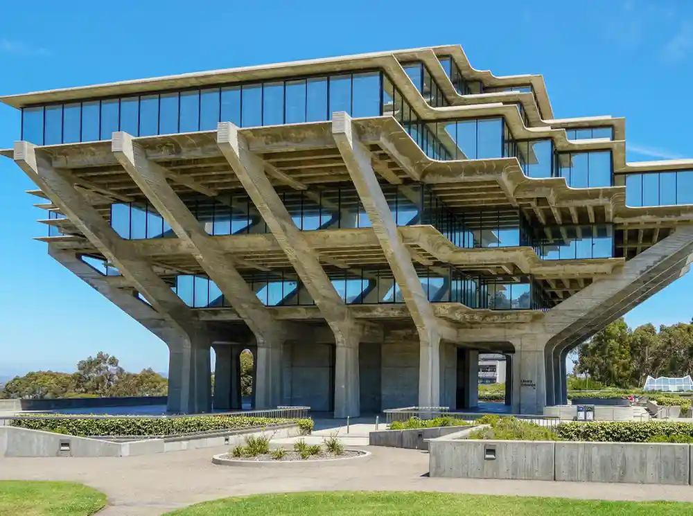 Why Some Buildings Age Better Than Others: Lessons Every Architects Should Know